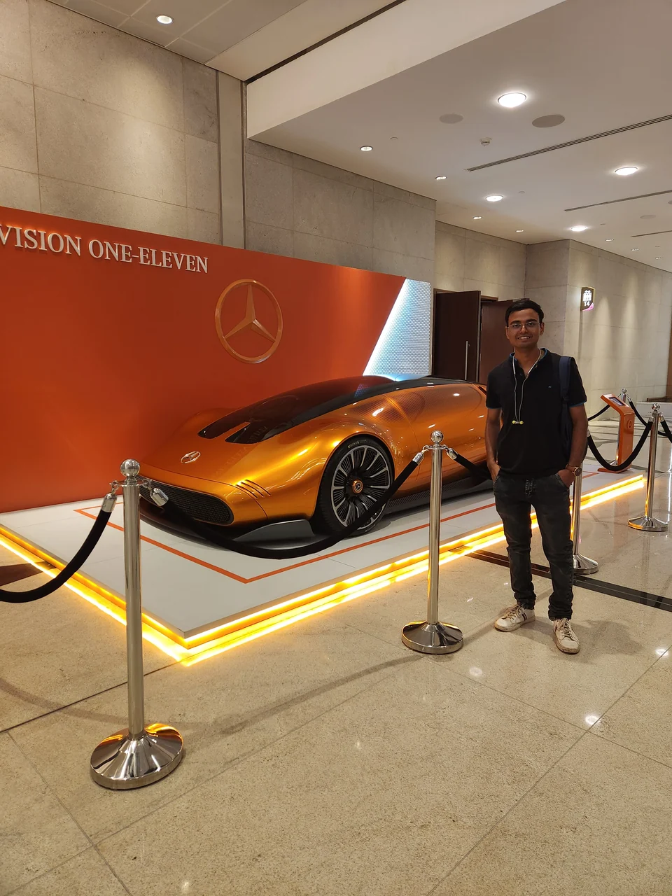 Amresh with the Mercedes-Benz Vision One-Eleven concept car